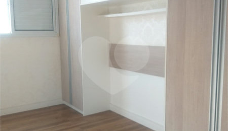 Apartamento à venda com 2 suítes em Guilhermina, Praia Grande, SP