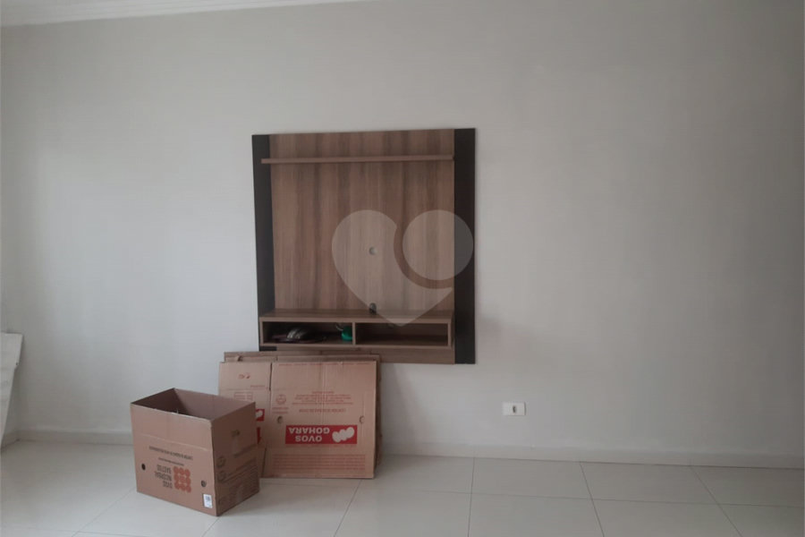 Sobrado à venda com 3 quartos, sendo 2 suítes, em Vila Gustavo, São Paulo, SP