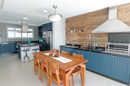 Casa à venda com 3 suítes no condomínio Vila do Sol, Valinhos - SP