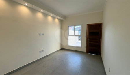 Casa de Vila à venda com 2 suítes em Jardim São Paulo, Sorocaba, SP