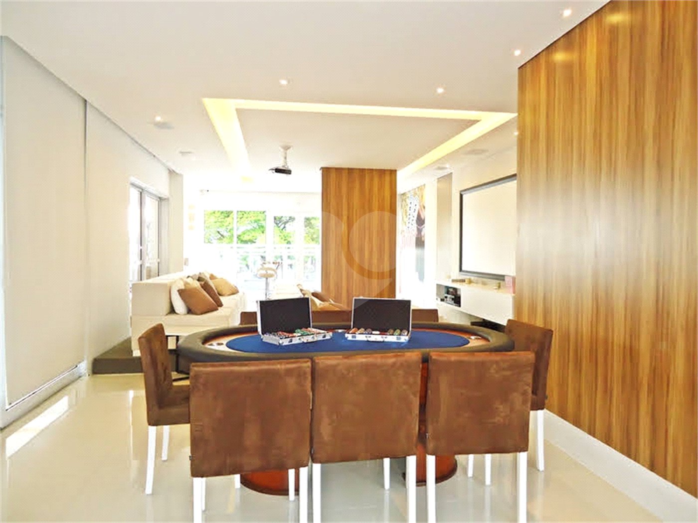 Apartamento à venda com 3 suítes em Santa Teresinha, São Paulo, SP