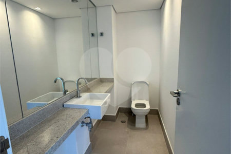Apartamento para alugar com 4 suítes em Jardim Fonte do Morumbi, São Paulo, SP
