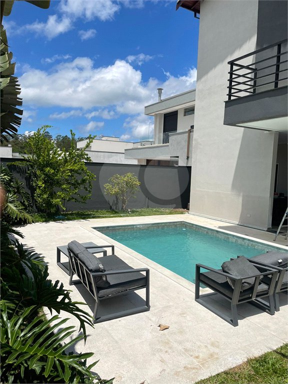 Casa à venda com 4 suítes no condomínio Veneza, Mogi das Cruzes - SP