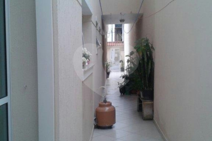 Casa à venda com 3 quartos, sendo 1 suíte, em Parque Vitória, São Paulo, SP