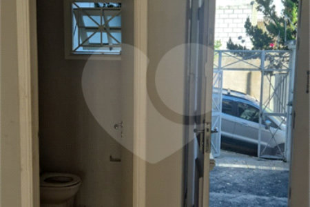 Sobrado à venda com 4 quartos, sendo 2 suítes, em Jardim Virginia Bianca, São Paulo, SP