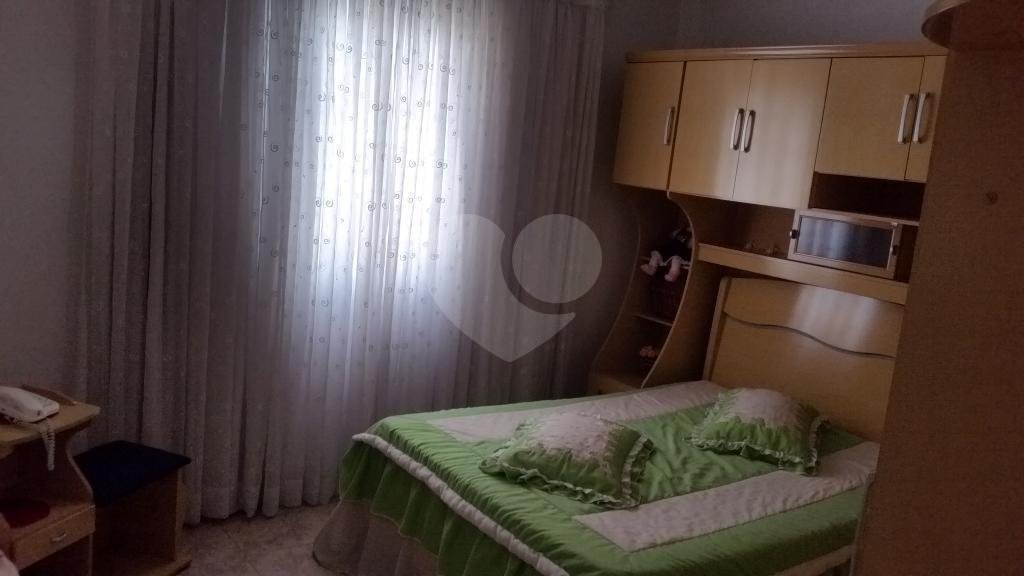 Sobrado à venda com 3 quartos, sendo 1 suíte, em Tremembé, São Paulo, SP