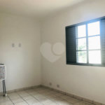 Sobrado à venda com 3 quartos, sendo 1 suíte, em Vila Romero, São Paulo, SP