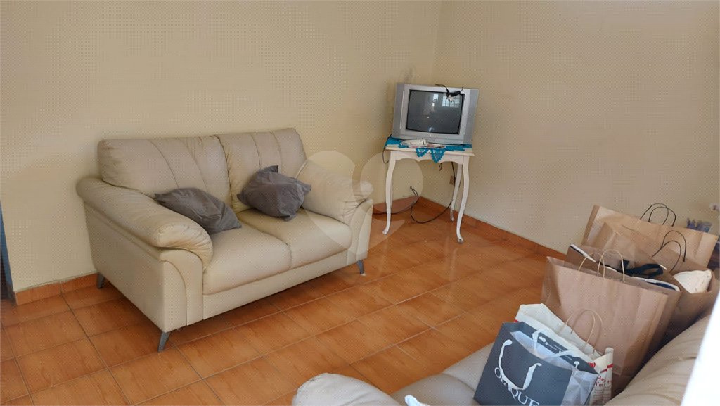 Sobrado à venda com 15 quartos, sendo 1 suíte, em Vila Aurora (zona Norte), São Paulo, SP