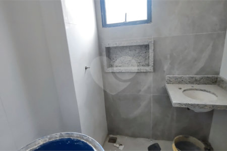 Sobrado à venda com 3 quartos, sendo 1 suíte, em Vila Granada, São Paulo, SP