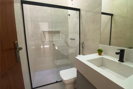 Casa à venda com 3 quartos, sendo 1 suíte,  no condomínio Terras de São Francisco, Sorocaba - SP
