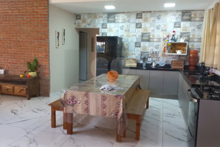 Chácara à venda com 4 quartos, sendo 1 suíte,  em Loteamento Quinta da Mata, Ibiúna, SP