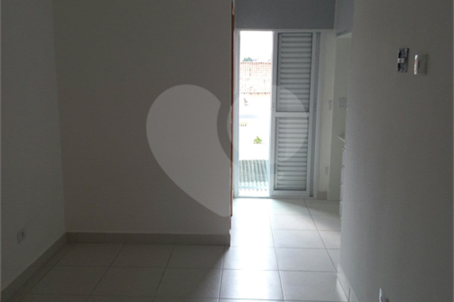 Casa à venda com 2 suítes no condomínio martinha, São Paulo - SP