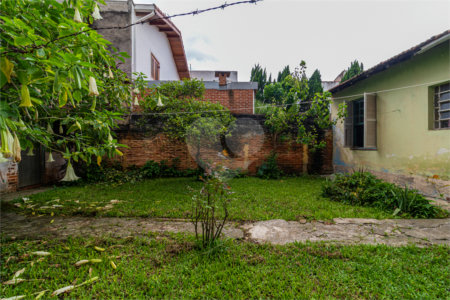 Sobrado à venda com 4 quartos, sendo 1 suíte, em Campo Belo, São Paulo, SP