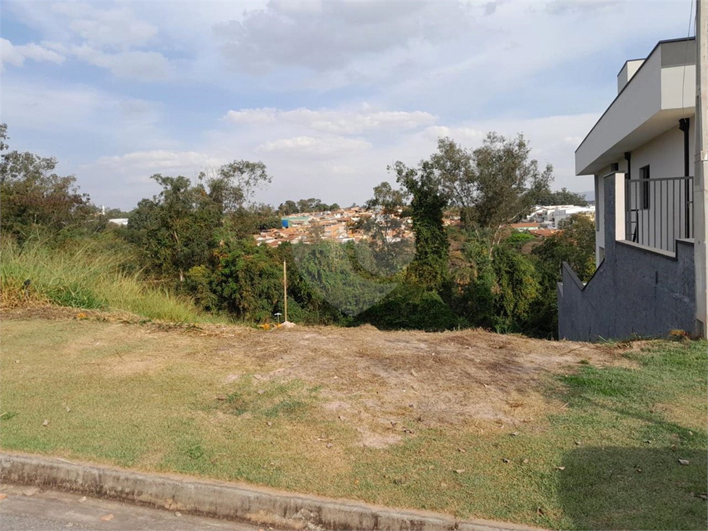 Terreno à venda em Residencial Jatobás, Louveira, SP