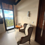 Casa à venda com 4 quartos, sendo 1 suíte,  no condomínio Alpes da Cantareira, Mairiporã - SP
