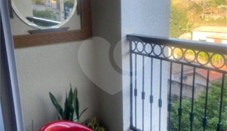 Apartamento à venda com 3 quartos, sendo 1 suíte,  no Centro, Vinhedo, SP