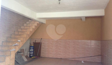 Sobrado à venda com 3 quartos, sendo 1 suíte, em Tremembé, São Paulo, SP