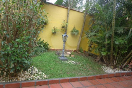 Sobrado à venda com 3 quartos, sendo 2 suítes, em Indianópolis, São Paulo, SP