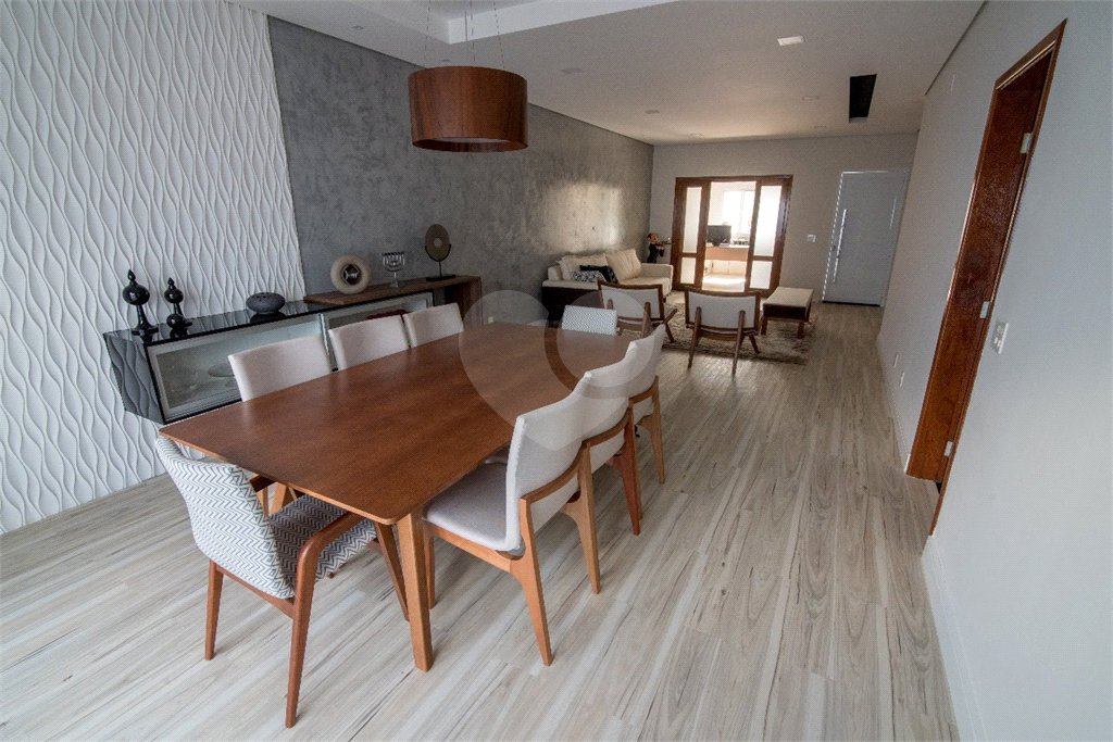 Casa à venda com 4 suítes no condomínio Residencial Villa dos Inglezes, Sorocaba - SP