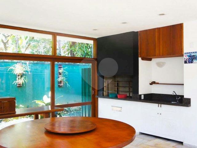 Casa à venda ou para alugar com 3 suítes no condomínio Park Lane, São Paulo - SP