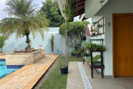 Casa à venda com 3 quartos, sendo 1 suíte, em Vila Esperia Ou Giglio, Atibaia, SP