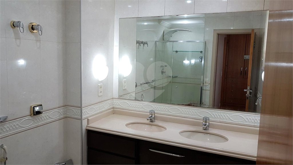 Apartamento à venda com 3 quartos, sendo 1 suíte, em Alto da Lapa, São Paulo, SP