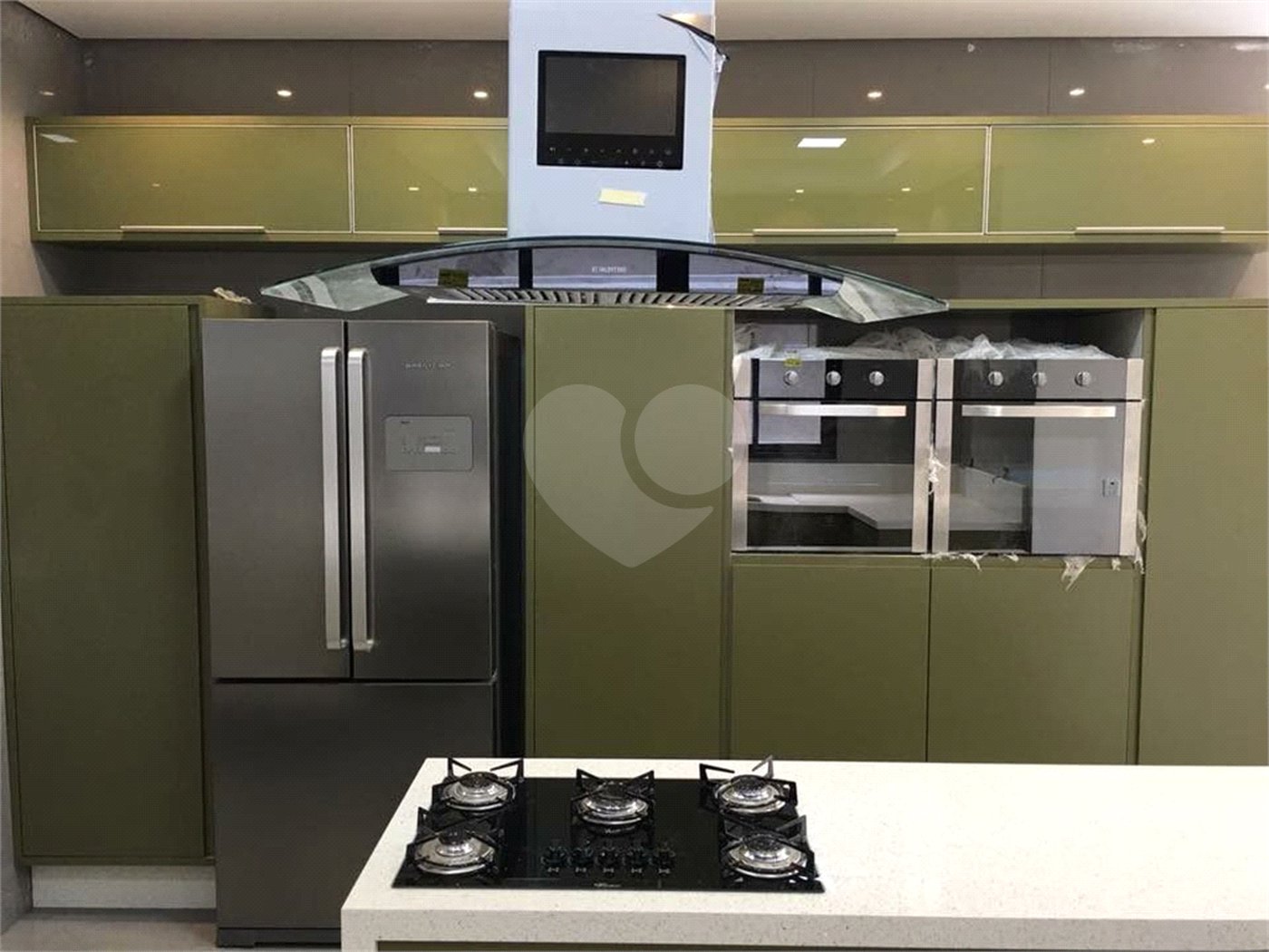 Casa à venda ou para alugar com 4 suítes no condomínio Residencial Tamboré 10, Santana de Parnaíba - SP