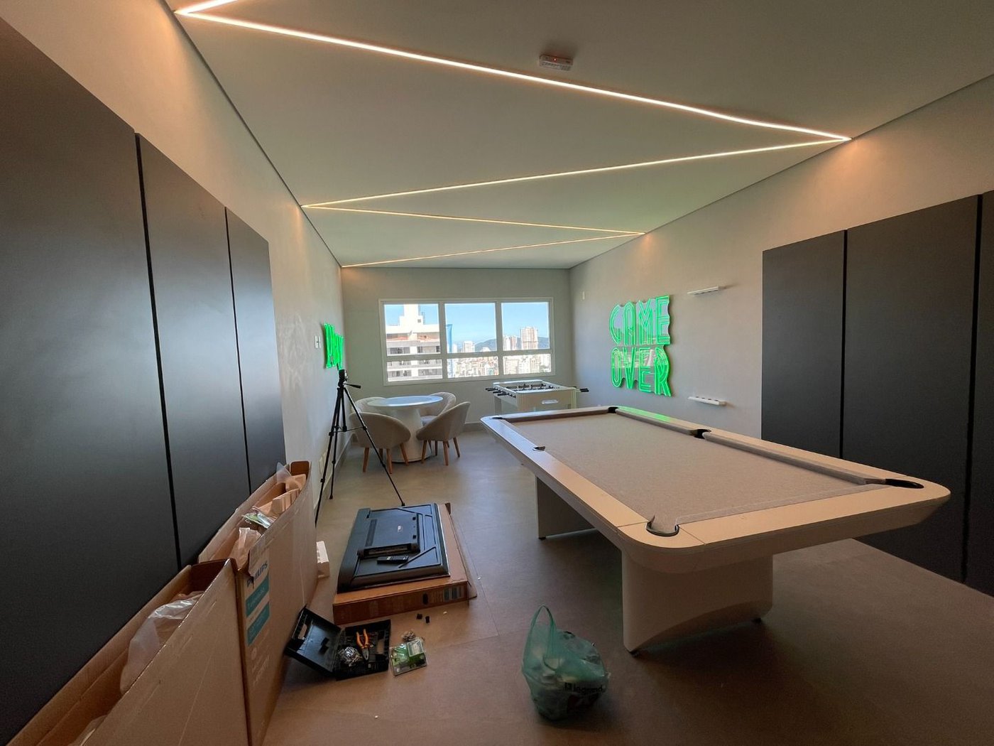 Cobertura com 3 dormitórios à venda, 238 m² por R$ 5.500.000,00 - Embaré - Santos/SP