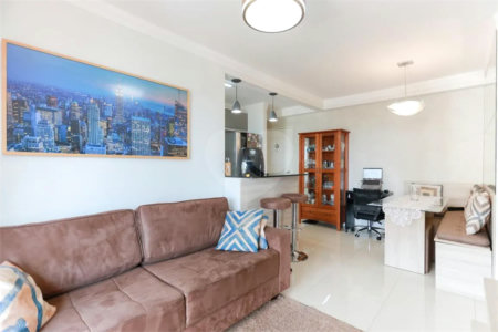 Apartamento à venda com 3 quartos, sendo 1 suíte,  em Santa Teresinha, São Paulo, SP