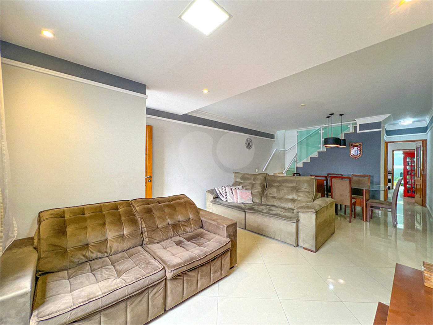 Sobrado à venda com 3 quartos, sendo 1 suíte,  em Tremembé, São Paulo, SP