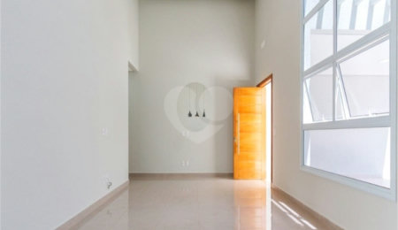 Casa à venda com 3 quartos, sendo 1 suíte,  no condomínio Vila Ytu, Indaiatuba - SP