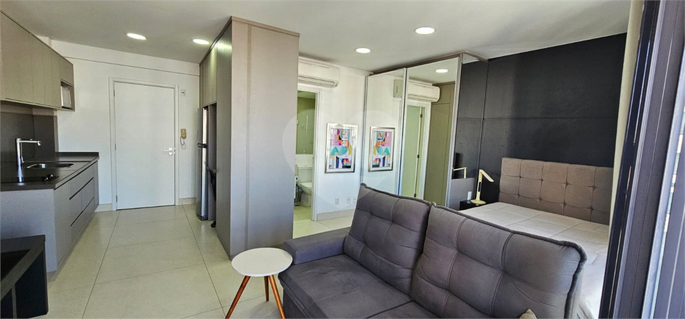 Apartamento à venda com 1 suíte em Vila Nova Conceição, São Paulo, SP