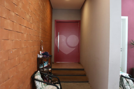 Casa à venda com 6 quartos, sendo 4 suítes, em Bosque da Saúde, São Paulo, SP