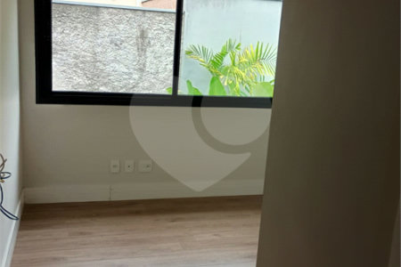 Casa à venda ou para alugar com 3 suítes no condomínio Quinta das Oliveiras, Valinhos - SP