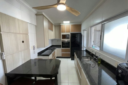 Cobertura com 3 dormitórios à venda, 320 m² por R$ 3.100.000,00 - Gonzaga - Santos/SP