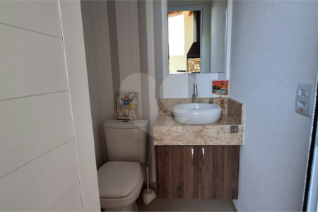 Casa à venda com 3 quartos, sendo 1 suíte, em Pinheirinho, Vinhedo, SP