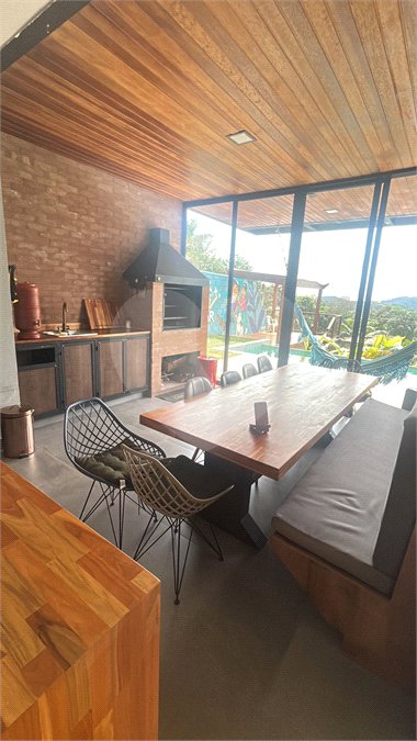 Casa à venda com 4 suítes no condomínio Residencial Bosque da Serra, Mairiporã - SP