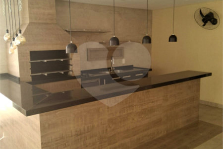 Casa à venda com 3 suítes no condomínio Portal do Jequitibá, Valinhos - SP