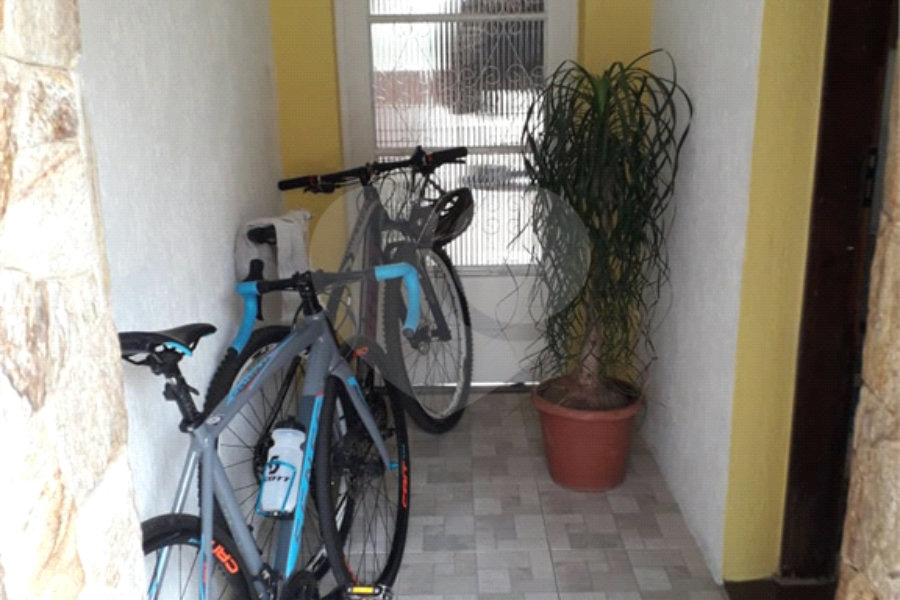 Sobrado à venda com 4 quartos em Tremembé, São Paulo, SP