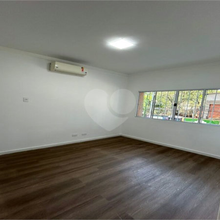Casa para alugar com 5 quartos, sendo 2 suítes, em Vila Olímpia, São Paulo, SP