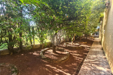 Casa à venda com 3 suítes no condomínio Portal do Sabia, Araçoiaba da Serra - SP