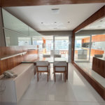 Apartamento à venda com 3 suítes em Moema, São Paulo, SP