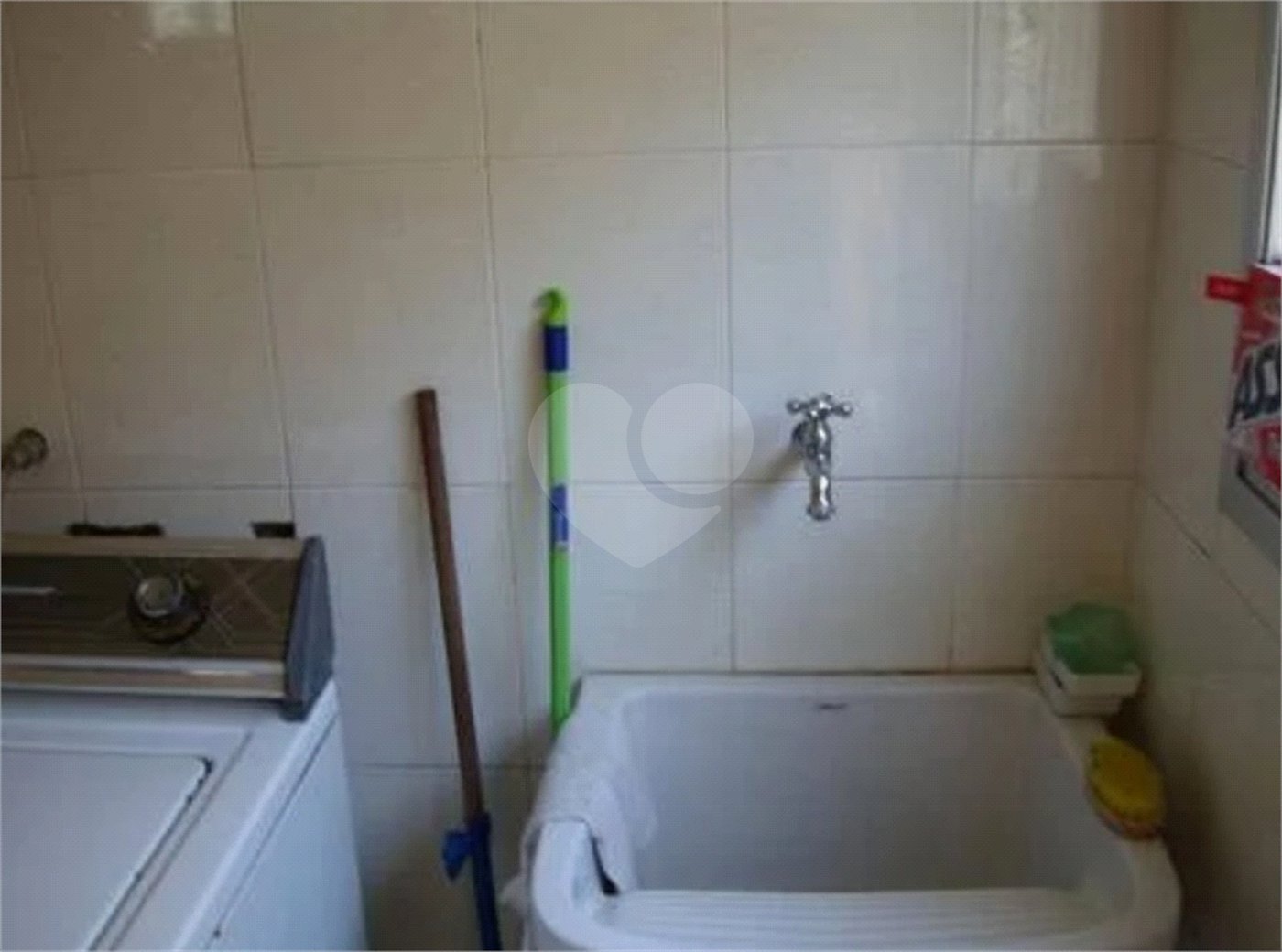 Sobrado à venda com 2 quartos, sendo 1 suíte, em Jardim Las Vegas, Guarulhos, SP