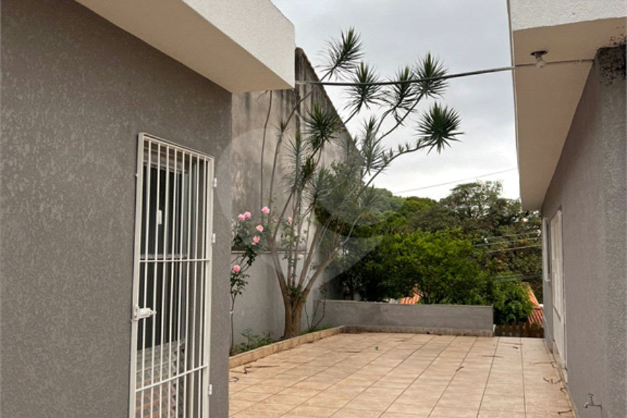 Casa Térrea à venda com 3 quartos em Jaraguá, São Paulo, SP