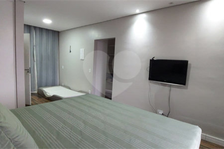 Casa para alugar com 5 quartos, sendo 1 suíte, no condomínio Figueira Garden, Atibaia - SP