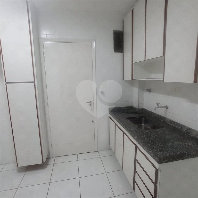 Apartamento à venda com 3 quartos, sendo 1 suíte, em Pinheiros, São Paulo, SP