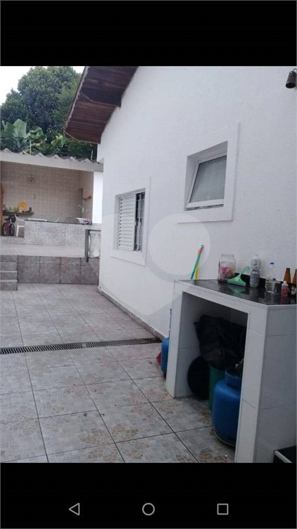Casa à venda com 4 quartos, sendo 1 suíte, em Parque Santa Rosa, Suzano, SP
