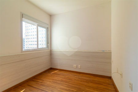 Apartamento à venda com 3 suítes em Brooklin, São Paulo, SP