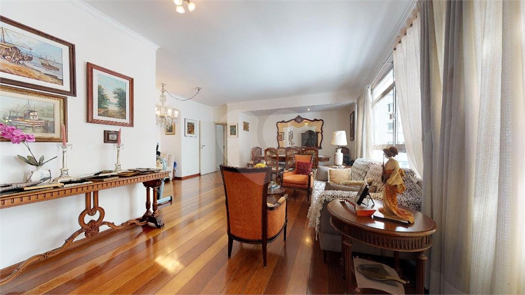Apartamento à venda com 3 quartos, sendo 1 suíte, em Santa Cecília, São Paulo, SP