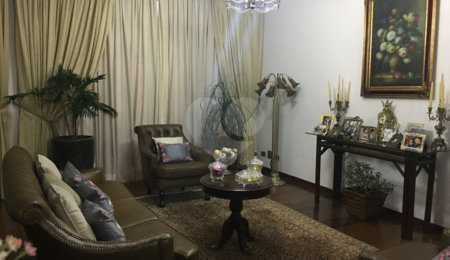 Casa à venda com 5 quartos, sendo 4 suítes,  em Vila Tramontano, São Paulo, SP